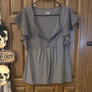 Converse Gray Flutter Ruffle Sleeve Blouse
